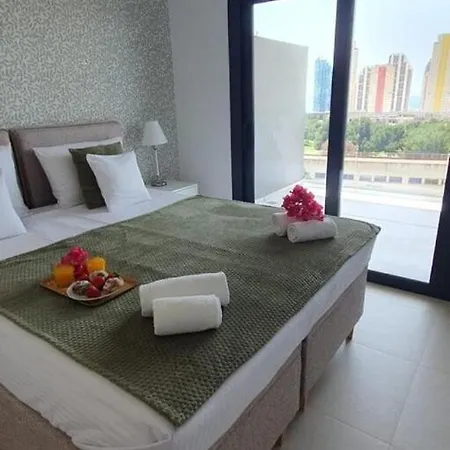 Eagle Tower Costa Blanca アパート ベニドルム